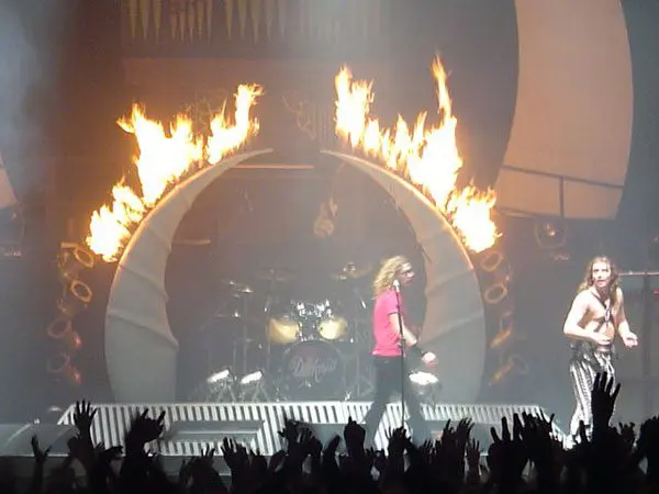 Stage flame effects for The Darkness Tour Stage flame effects for The Darkness Tour