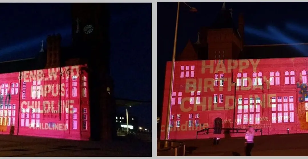 NSPCC CARDIFF BUILDING PROJECTIONS ONTO PIER HEAD