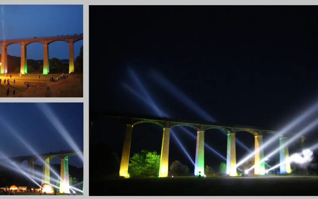 Pontcysyllte Aqueduct Searchlight show for Pontfest 2013!