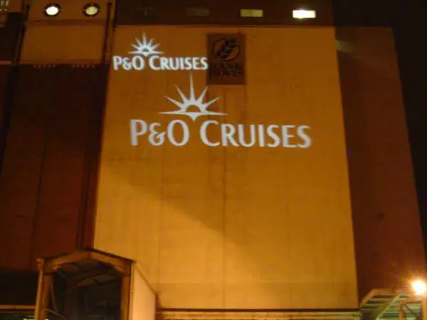 Building Projection Campaign for P&O Cruises,Southampton.